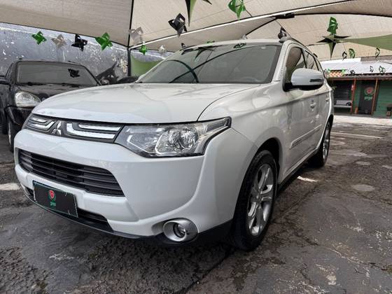 MITSUBISHI OUTLANDER 2.0 16V GASOLINA 4P AUTOMÁTICO MITSUBISHI OUTLANDER 2.0 16V GASOLINA 4P AUTOMÁTICO